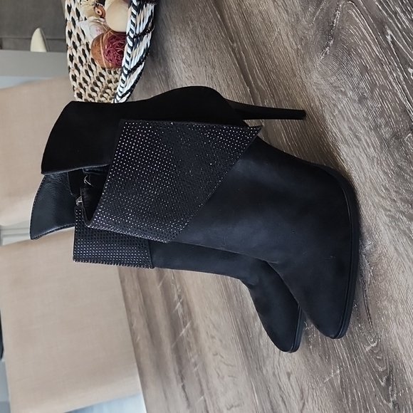 NEW! Atalina ADY0124 Suede Pointed Toe High Heel Ankle Dress Boot - Picture 2 of 9